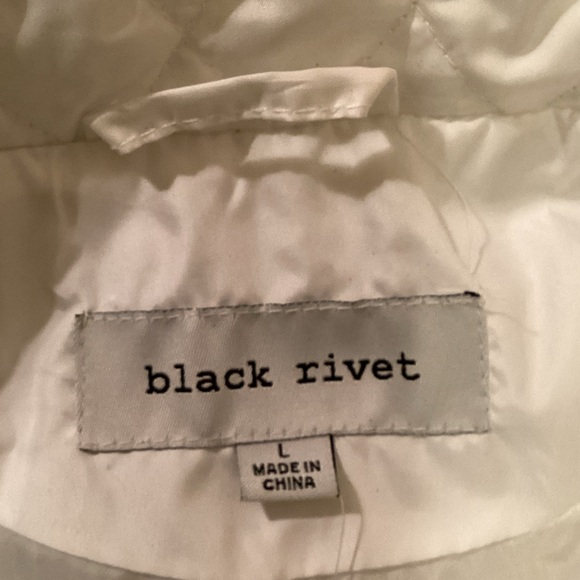 Black Rivet White Quilted Vest with Brown Faux Fur Trimmed Hood - Picture 9 of 10